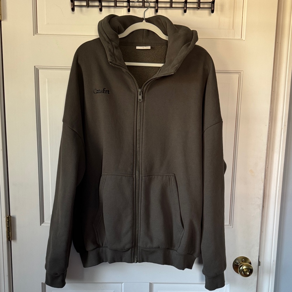 Comfrt Army Green Full-Zip Hooded Sweatshirt - Men's